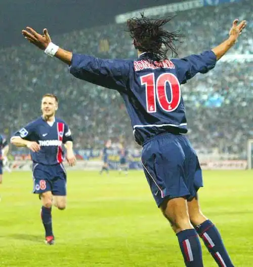 罗马诺曝亚 罗马诺曝亚