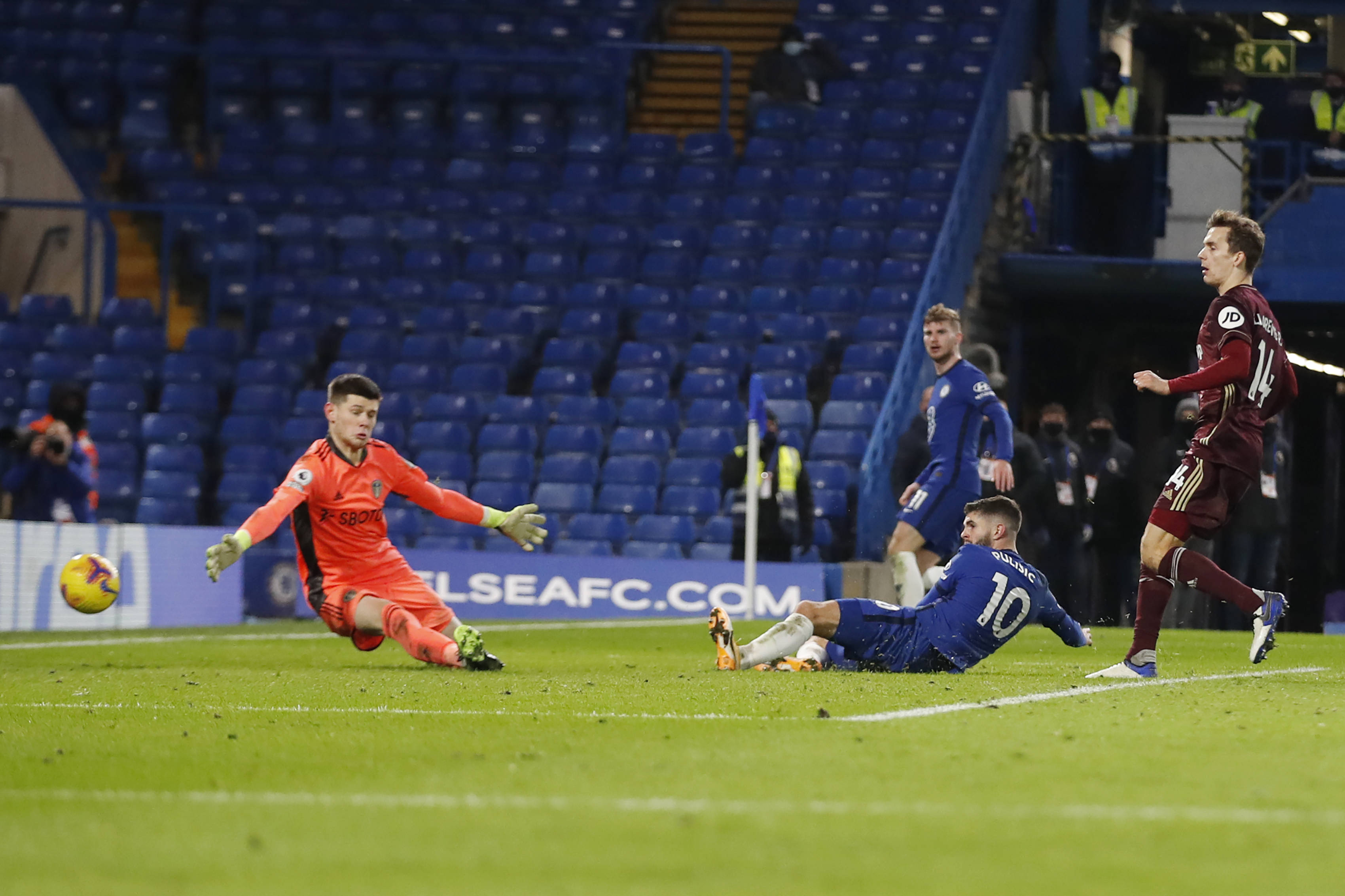 这不仅需要 这不仅需要